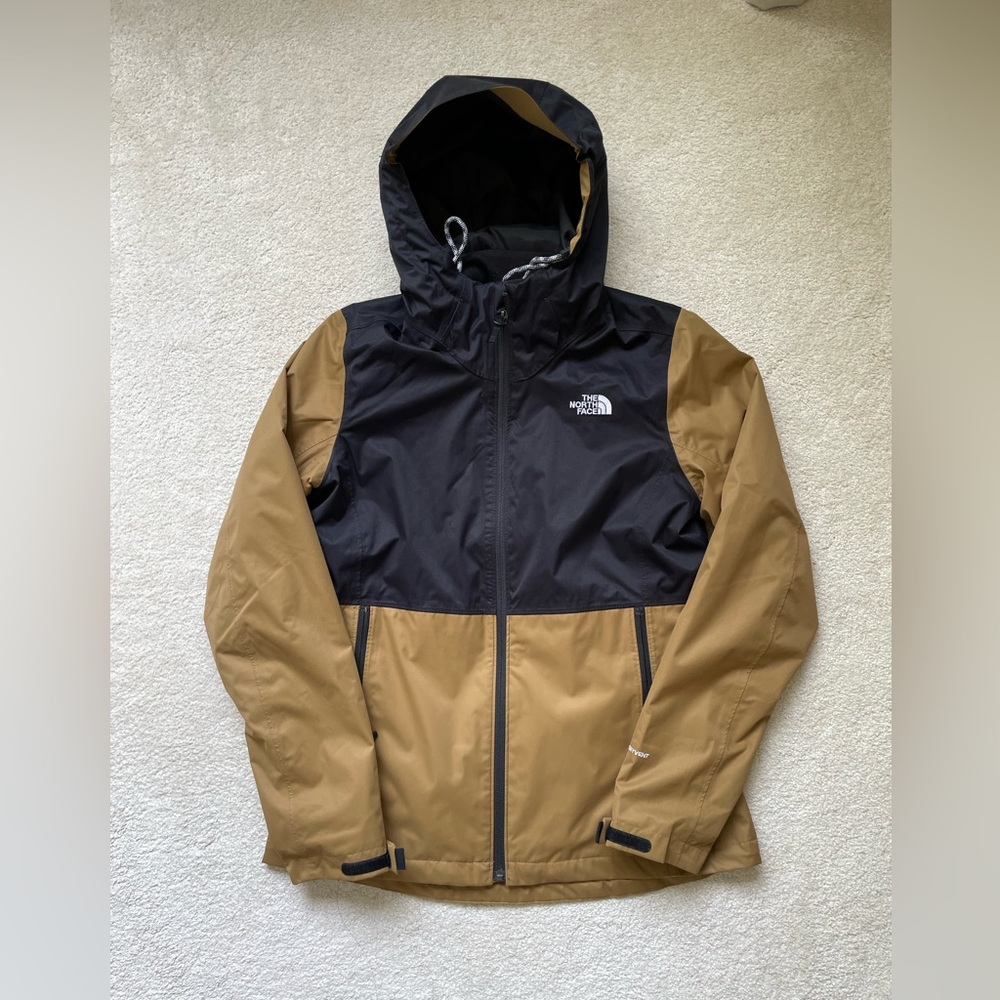 THE NORTH FACE Women's Arrowood Triclimate Jacket, British Khaki/TNF Black